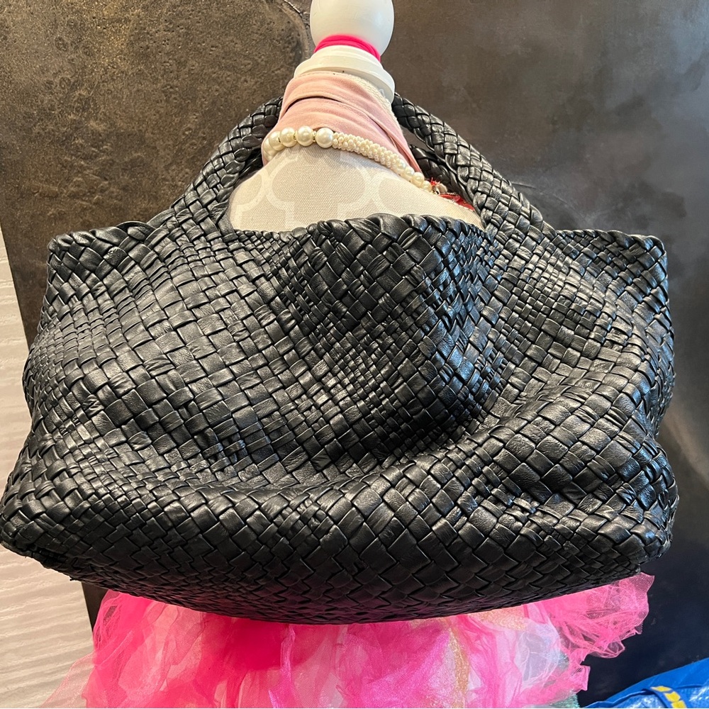 FALOR Italia Woven Genuine Leather Black Bag